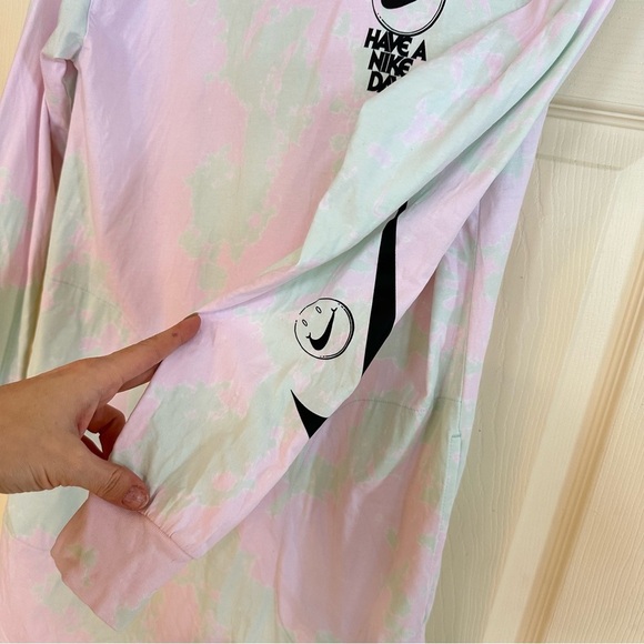 EU Nike Sportswear Pastel Tie-Dye Long Sleeve Tee Dress - Picture 6 of 12